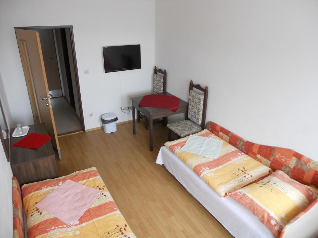 Motel Madona Banská Bystrica Extérieur photo